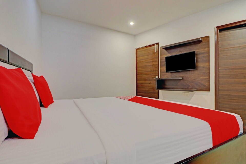 POP 81066C Hotel Sunrise, Kharar, Kharar