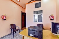 SPOT ON Hotel Pushp Niwas