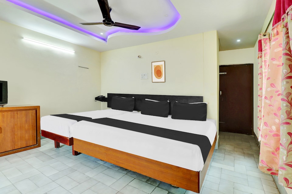 Hotel O Aditya Grand, Gajuwaka Visakhapatnam, Visakhapatnam