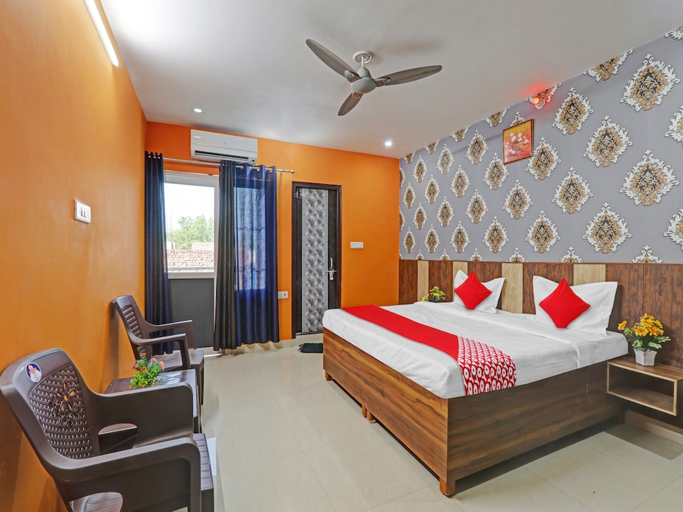 OYO Flagship 810705 Hotel Glorious Inn, Gomti Nagar Lucknow, Lucknow