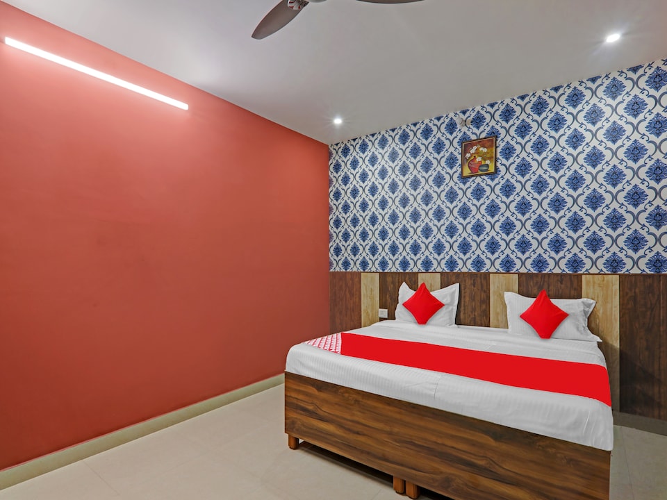 OYO Flagship 810705 Hotel Glorious Inn, Gomti Nagar Lucknow, Lucknow