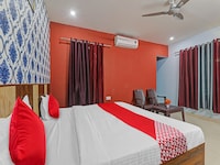 OYO Flagship 810705 Hotel Glorious Inn