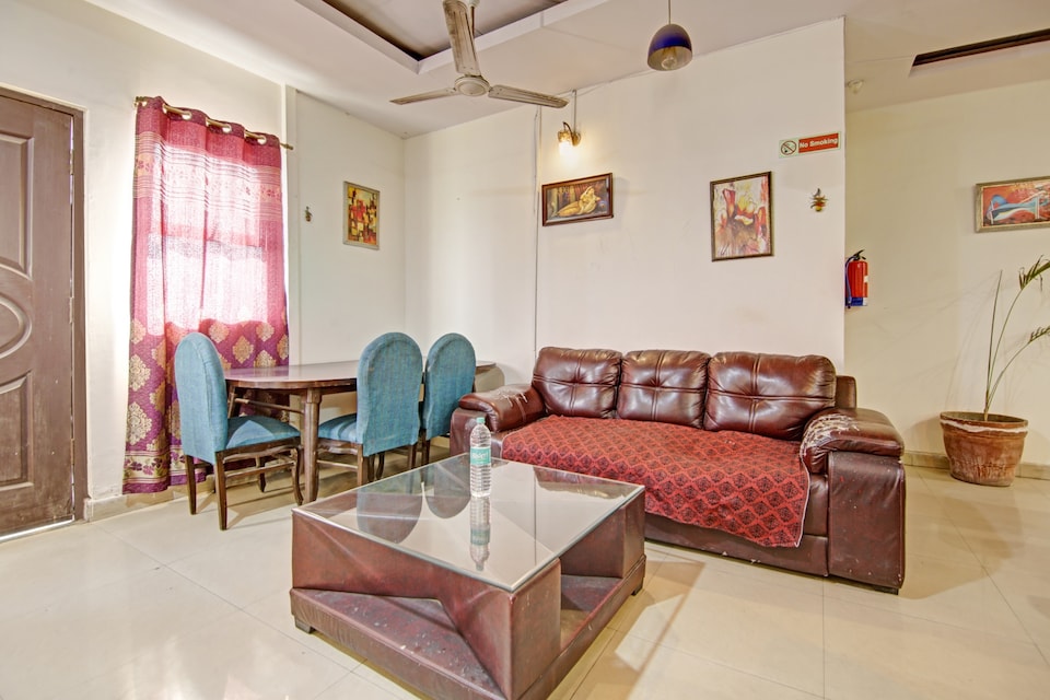 Hotel O Glorious Stayz, Noida City, Noida