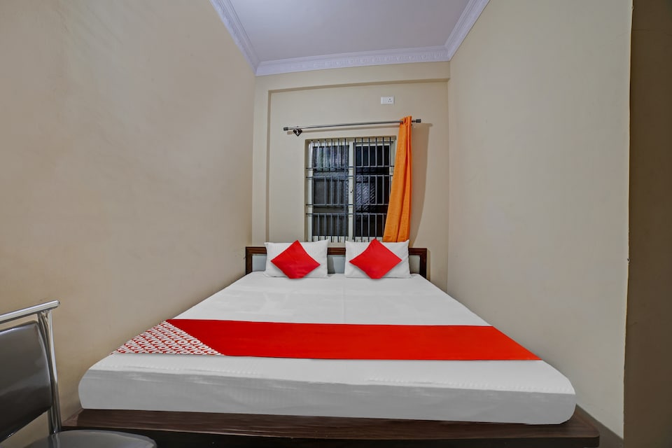 Hotel O S K LODGE, Peenya Bangalore, Bangalore