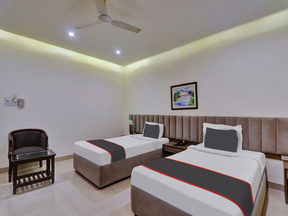 Collection O 81077 Hotel Metro, Gomti Nagar Lucknow, Lucknow