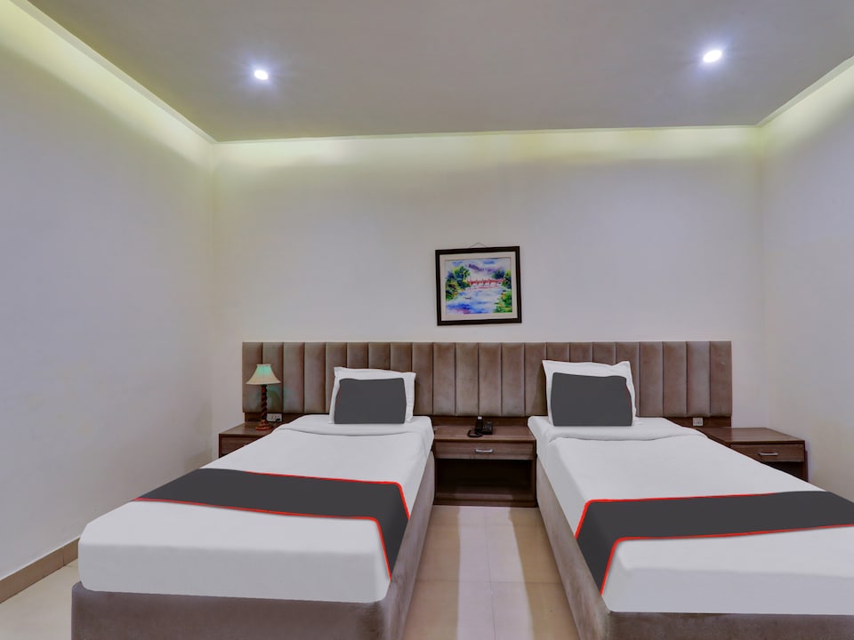 Collection O 81077 Hotel Metro, Gomti Nagar Lucknow, Lucknow