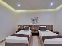 Collection O 81077 Hotel Metro