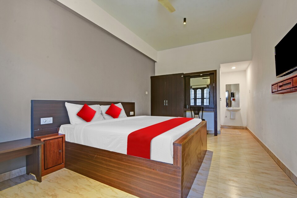OYO Flagship 810774 Jas Avenue, Sultan Bathery, Wayanad