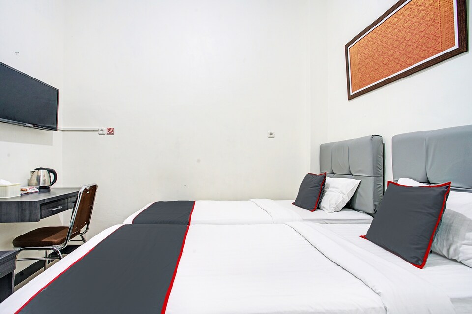 Capital O 92417 Sawahan Residence Syariah, Padang, Padang