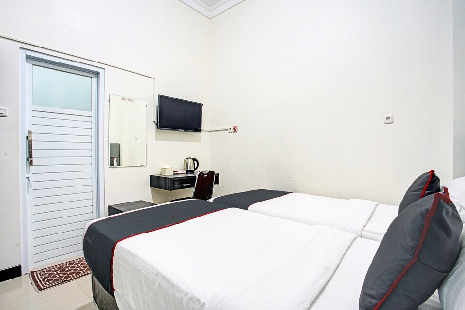 Capital O 92417 Sawahan Residence Syariah, Padang, Padang