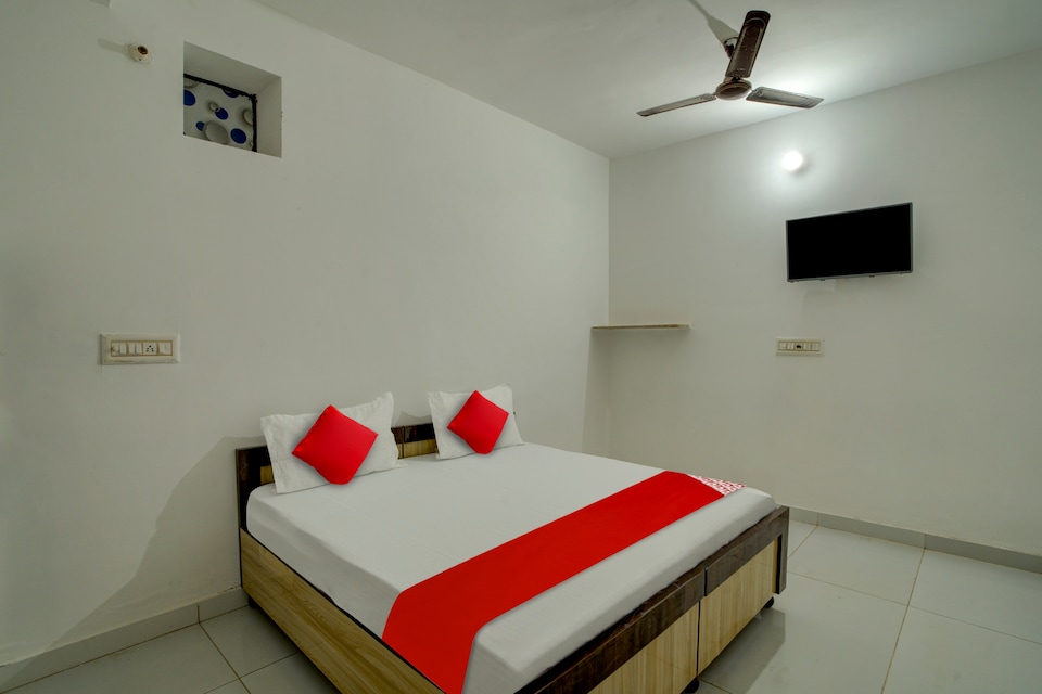 Hotel O THE TWO CLOUDS, Sikar, Sikar