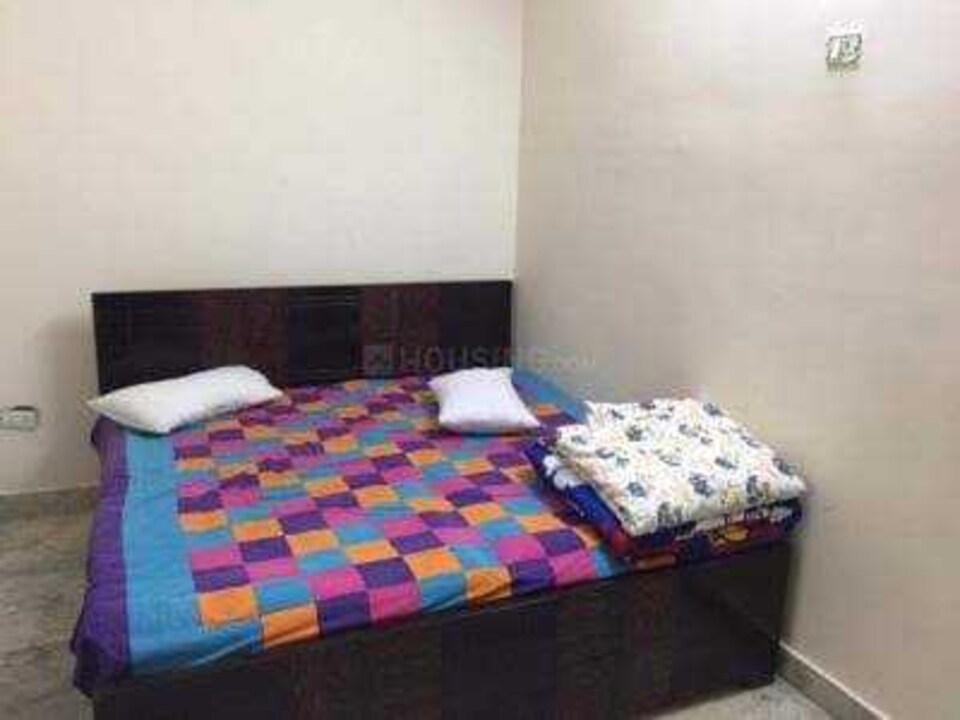 POP HOME 81088E Homestay, Vytilla Kochi, Kochi