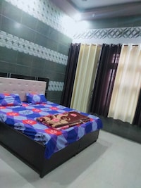 OYO 810889 HR Guest House