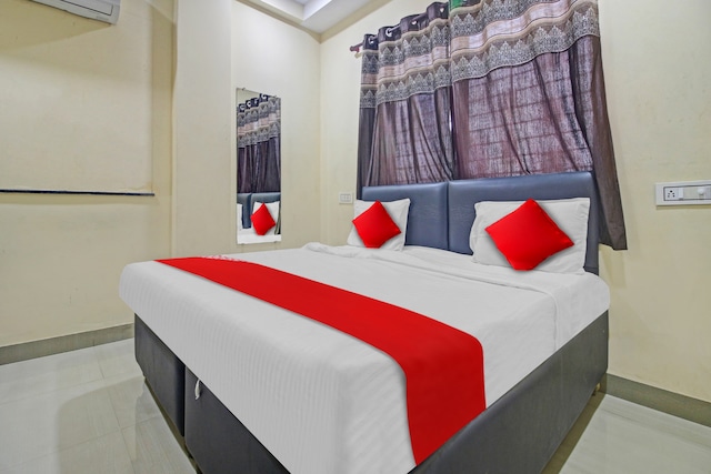 OYO Flagship 810916 Hotel Ozn Stays