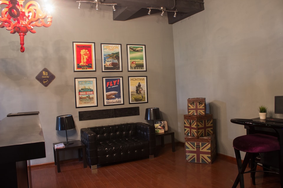 OYO 1652 Hotel The Travotel Suites, Bus Stand Nagpur, Nagpur