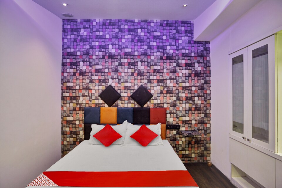 OYO Flagship 810959 Hotel Premium Inn, Airport Surat, Surat