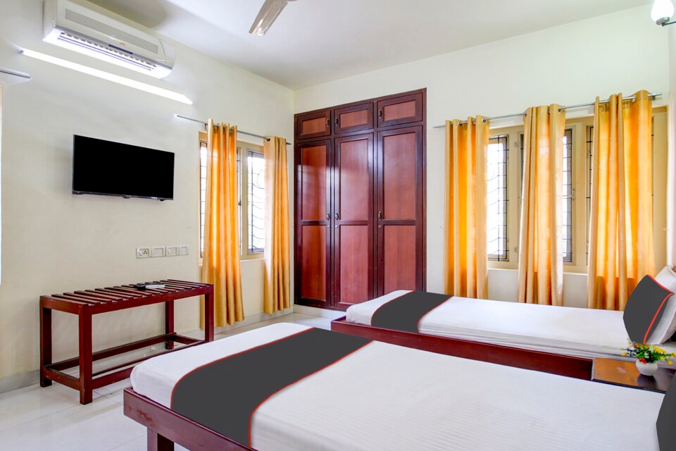 Collection O 810961 Leisure Premium Stays, Kaloor Kochi, Kochi