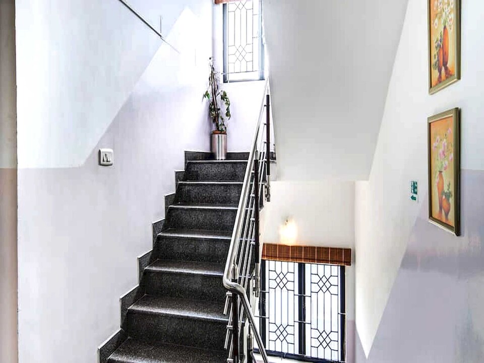 Hotel O Kaligambal illam, OMR Chennai, Chennai