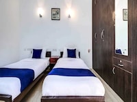 Hotel O Kaligambal illam