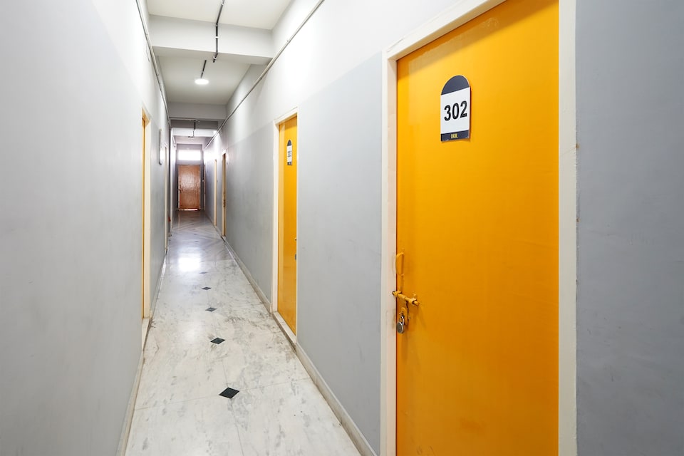 Hotel O Aryan Home Stay, Chakrata Road Dehradun, Dehradun