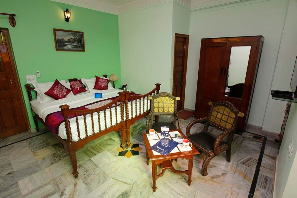 OYO Premium 015 Bhati Circle, Ratanada jodhpur, Jodhpur