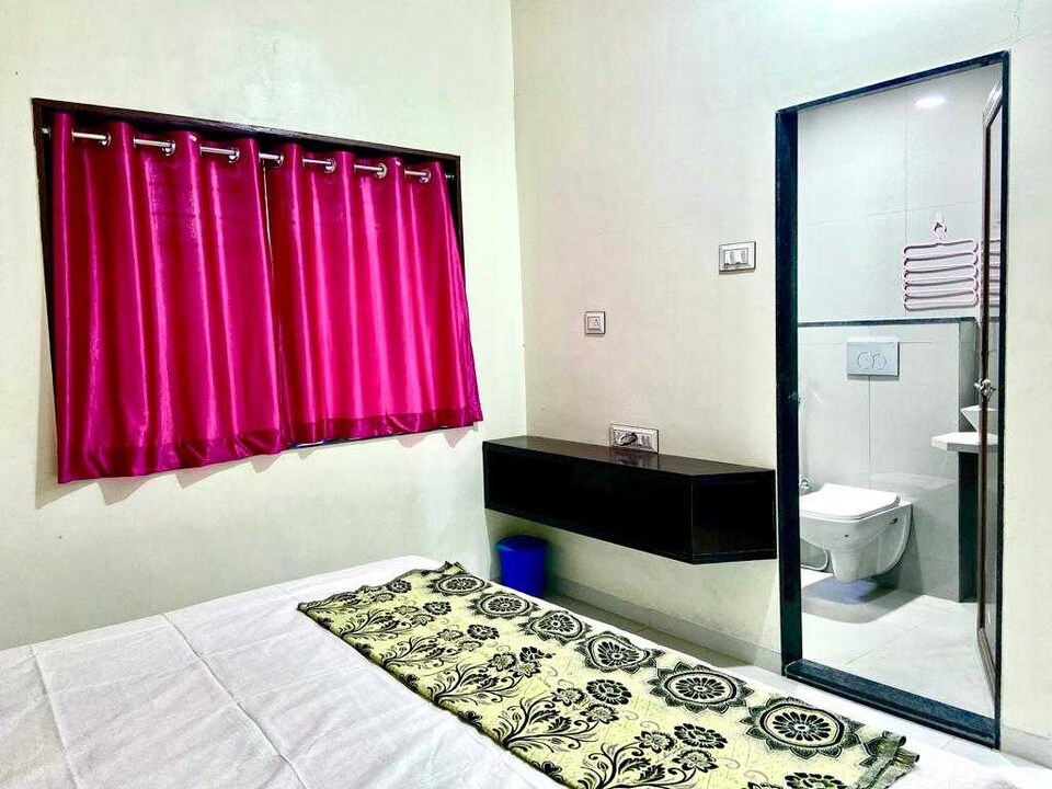 POP HOME 81102F Asmita Homestay , Nashik, Nashik