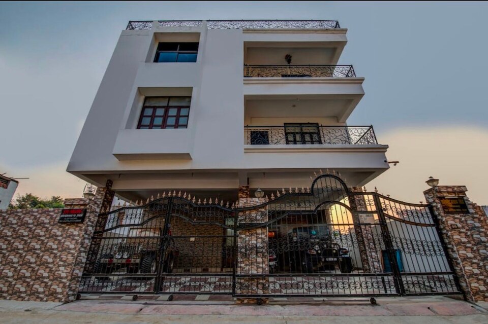 OYO 811059 Sai Guest House, Anisabad, Patna