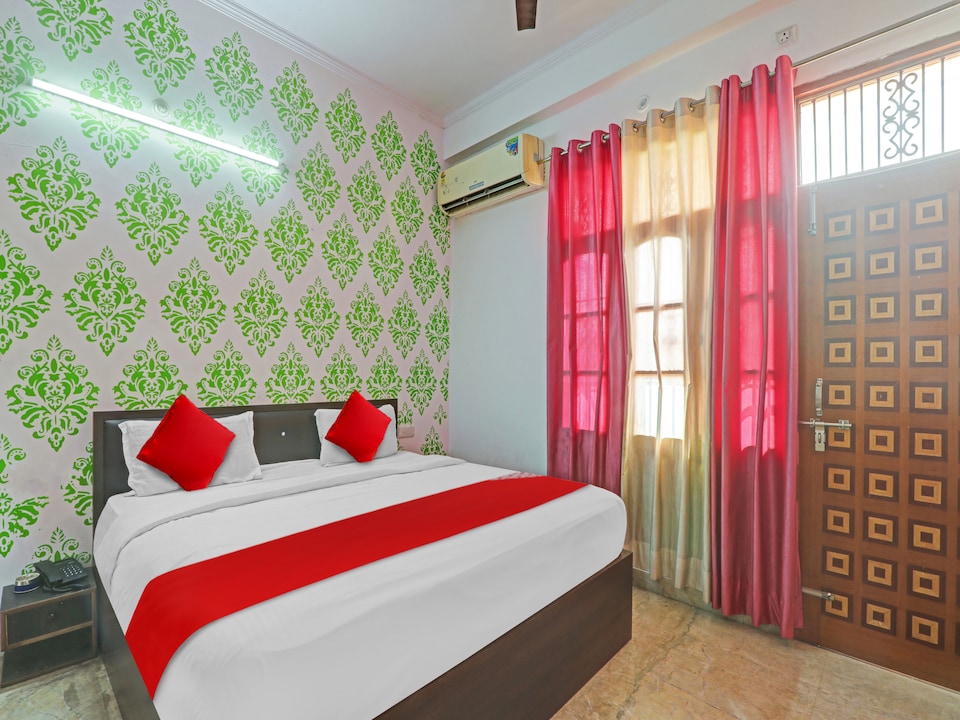 OYO Flagship 811129 Krishna Villa, Gomti Nagar Lucknow, Lucknow