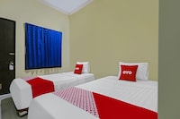 Hotel O Wahidin Guesthouse