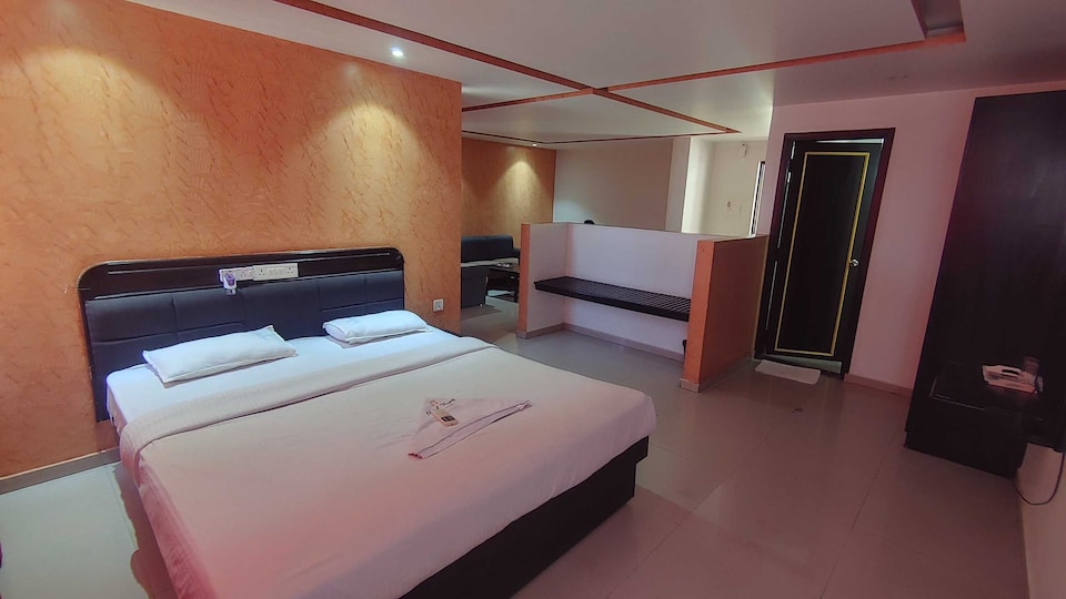 POP 81117E Hotel Trupti International, Hubli, Hubli-Dharwad