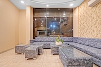 Super  Hotel O Luxury Inn