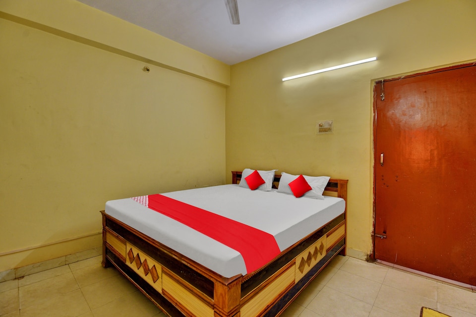 OYO Flagship Hotel Rajdhani Inn, Firayalal, Ranchi