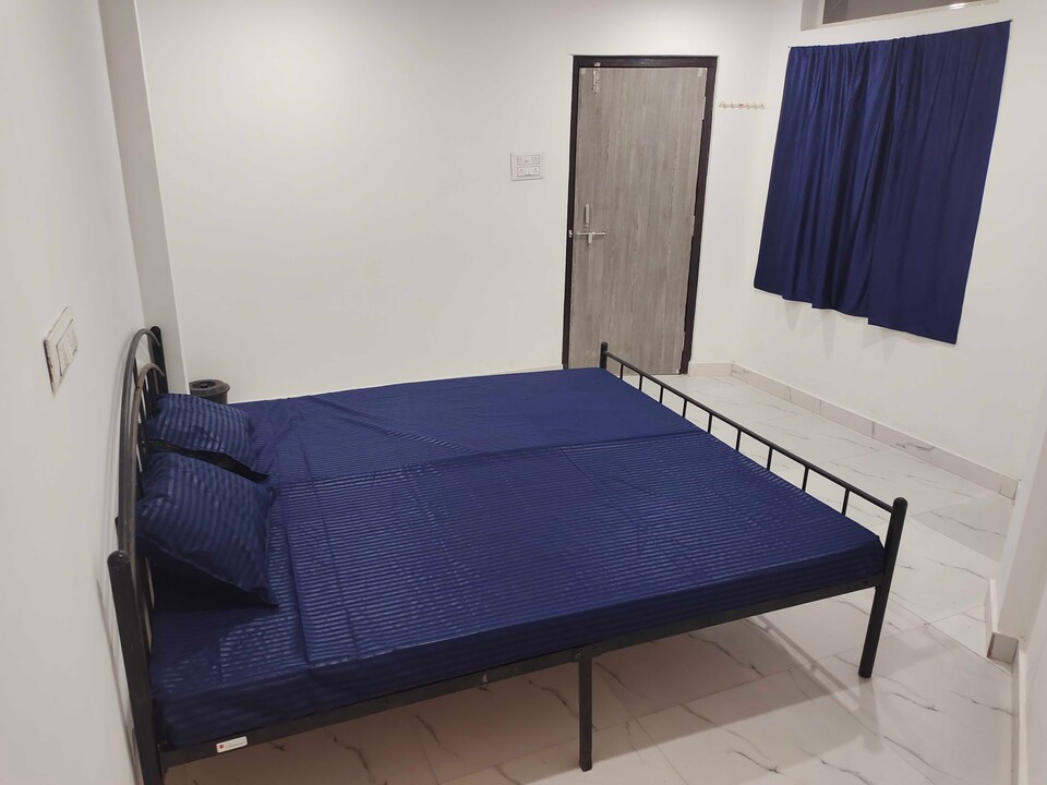 OYO Home 811240 Line Inn Homestay, Mahakal Temple, Ujjain