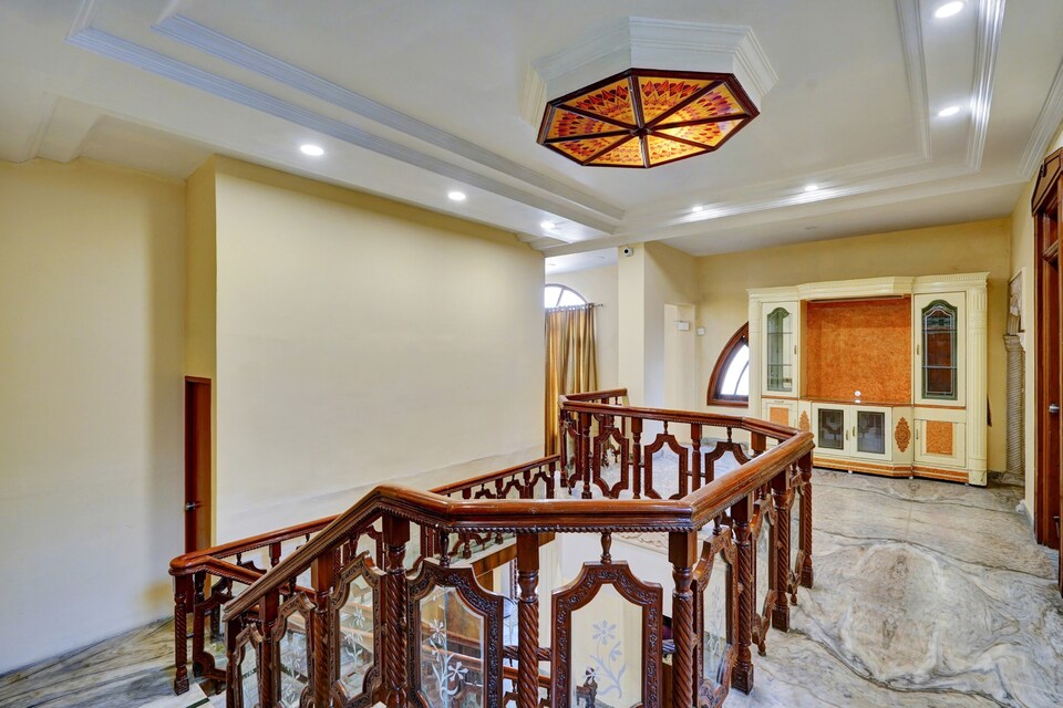 OYO Flagship KP Suits Metro, Ameerpet, Hyderabad