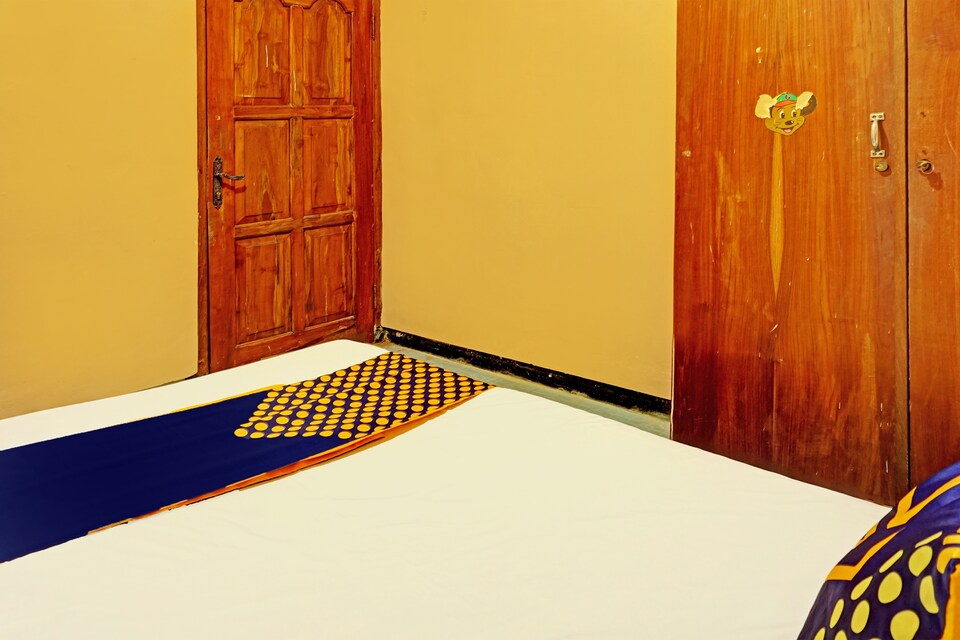 Hotel O Homestay Simpang Panji Suroso Syariah, Malang Malang, Malang