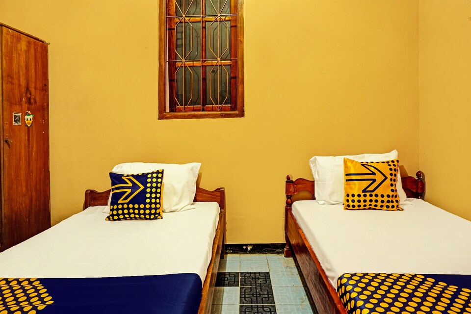 Hotel O Homestay Simpang Panji Suroso Syariah, Malang Malang, Malang