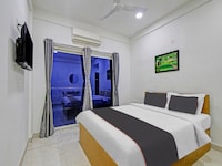 Hotel O Hazra Inn