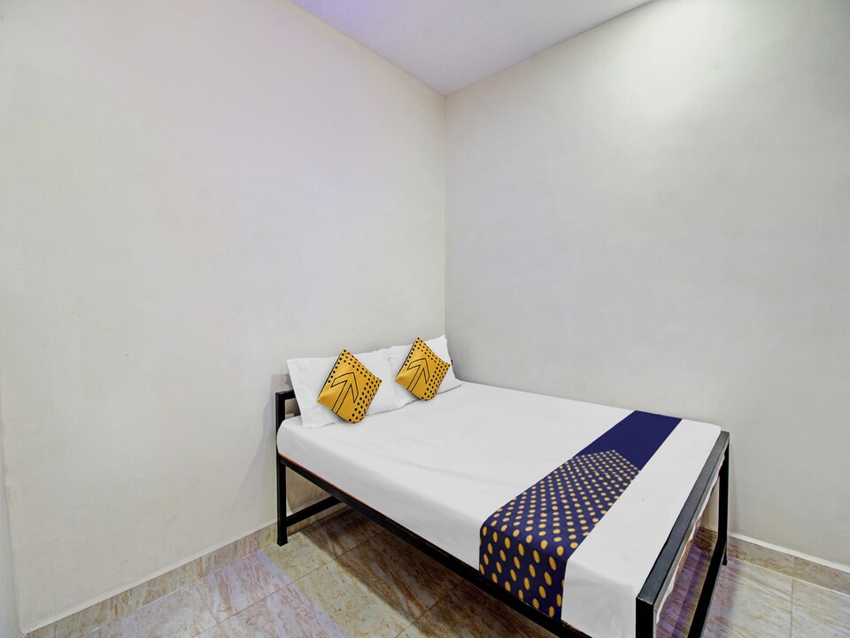 OYO 811289 Hotel Happy Stay Lodge, Chandrapur, Chandrapur
