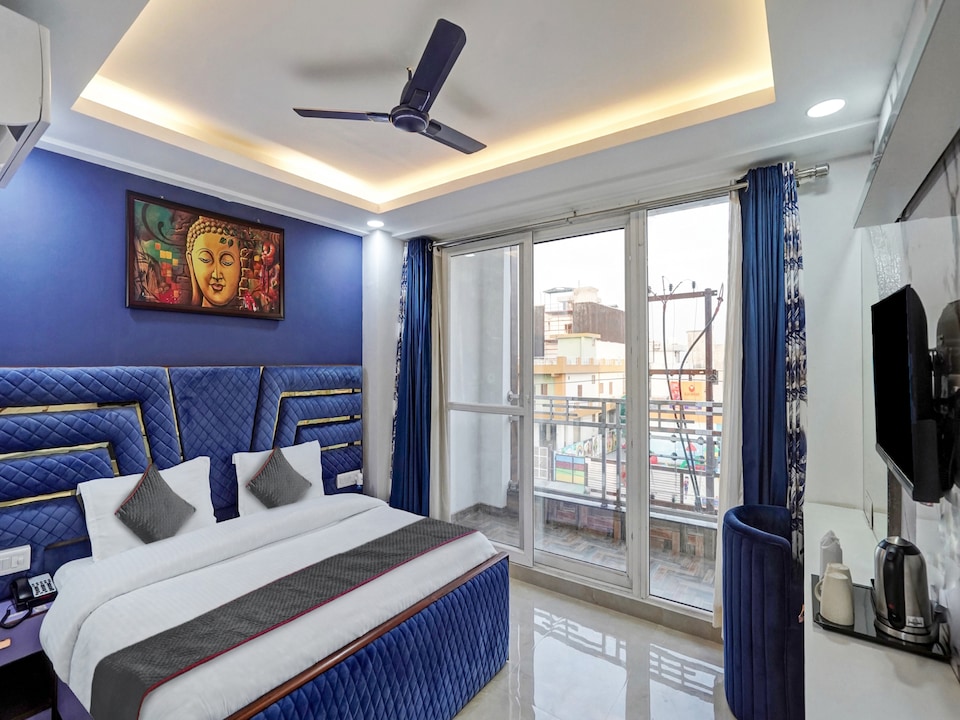 Collection O 811307 Hotel Gold Inn, Noida Expressway SEZ, Noida