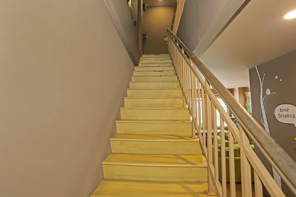 OYO 92460 Vk Pods Pik, North Jakarta, Jakarta