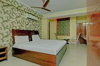 OYO Flagship 811355 Sri Mahadeva Grand Ac Residency 