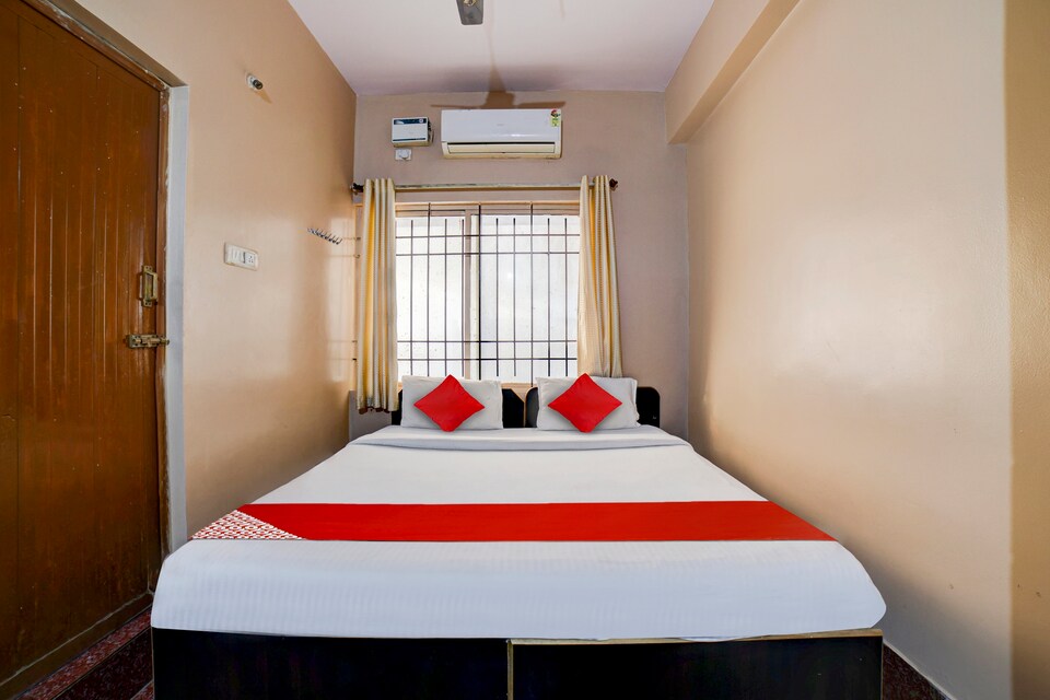 OYO Flagship Hotel Mayur Paradise, Yeshwantupur Bangalore, Bangalore