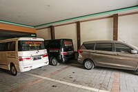 OYO 92470 Hotel Sahabat 2