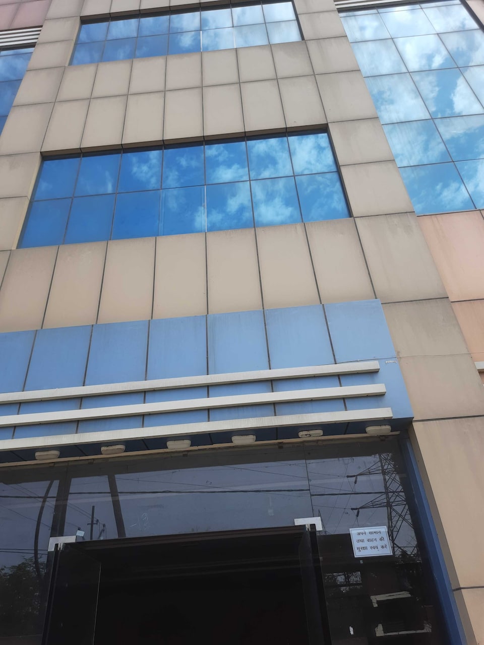 OYO 81141 Mangal Bhawan, Barra Kanpur, Kanpur