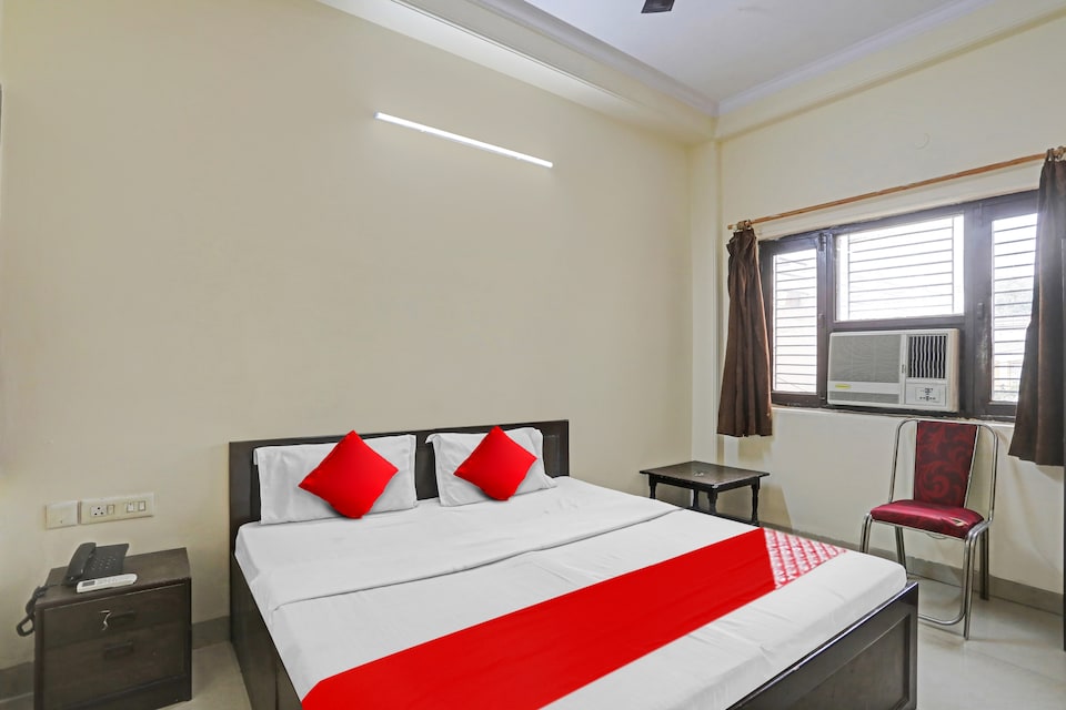 Hotel O MAHARAJA, Ghaziabad City, Ghaziabad