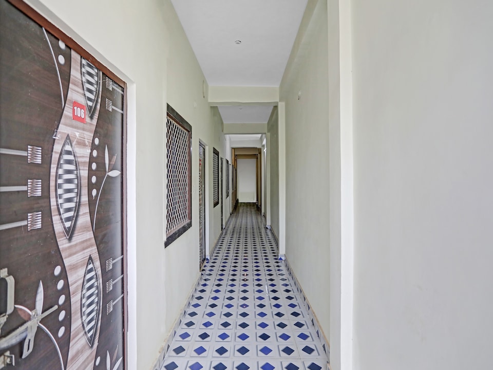 Hotel O Chauhan GalaxyÂ Hotel, IIT Kanpur, Kanpur