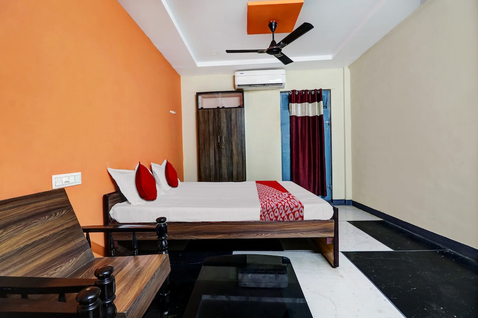 SPOT ON Sri Nandan Residence, Bhimavaram, Rajahmundry
