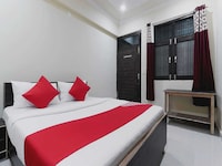 Hotel O The Knights Inn