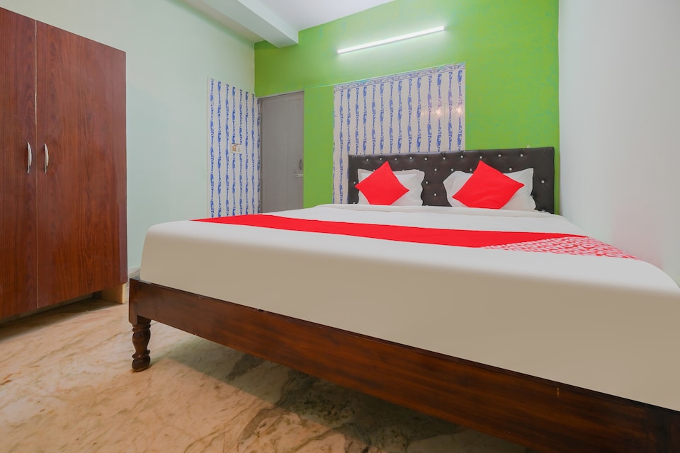 Hotel O Raz Stays, Chandrasekharpur, Bhubaneswar