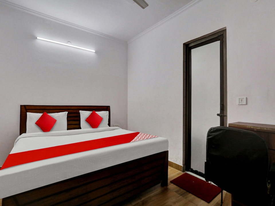 Hotel O URBANS ROOM, North Delhi, Delhi